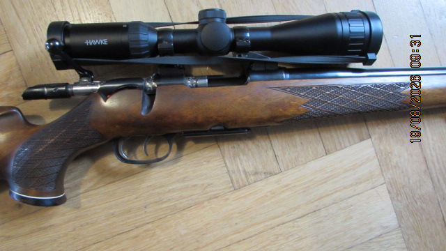 Krico 600 Jagdmatch, Kal. .222Rem, ZF Hawke 4-12x40 AO 10x1/2 MilDot, Blau/Rot beleuchtet – Bild 4