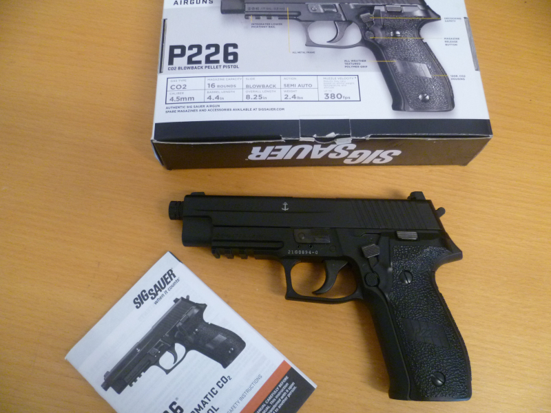 CO2-Luftpistole SIG Sauer P226 4,5mm Diabolo – Bild 1