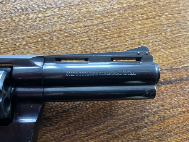 Colt Python 4" 357 Magnum inkl. Holster – obrázek 4