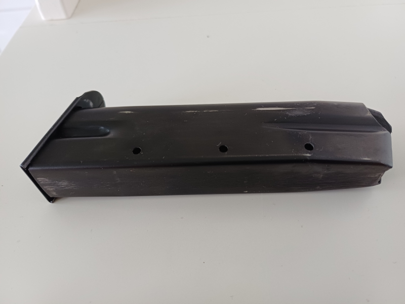 CZ 75 Magazin – slika 3