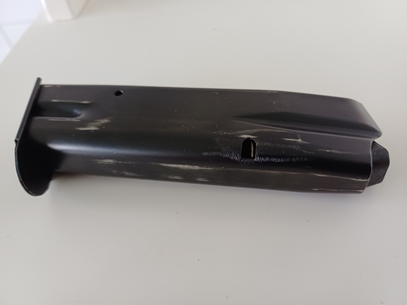 CZ 75 Magazin – slika 2