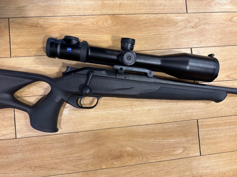Neue Blaser R8 Professional Success .300WinMag + Neues V8 – Bild 2