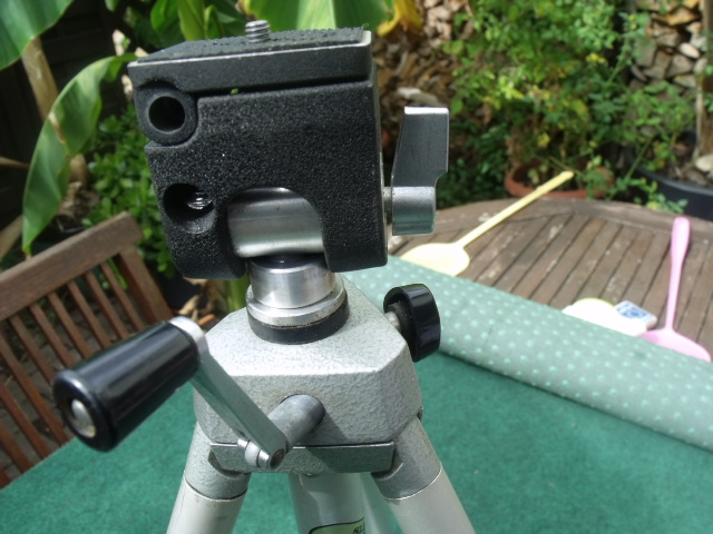 Japan - Stativ für Spektiv, variable Höhe 42-142 cm, Slik SL 76 – immagine 2