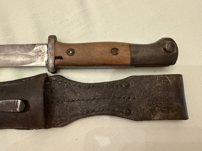 1. WK BAYARD / GOTTLIEB HAMMESFAHR SOLINGEN . POCHE Seitengewehr 84/98 Abnahme W 17 m. Koppelschuh – Bild 2