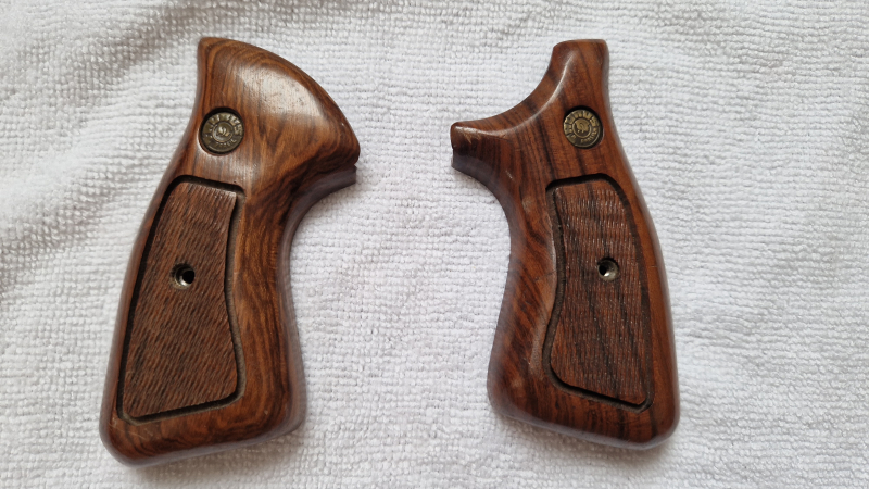 TAURUS HOLZGRIFFSCHALEN – billede 1