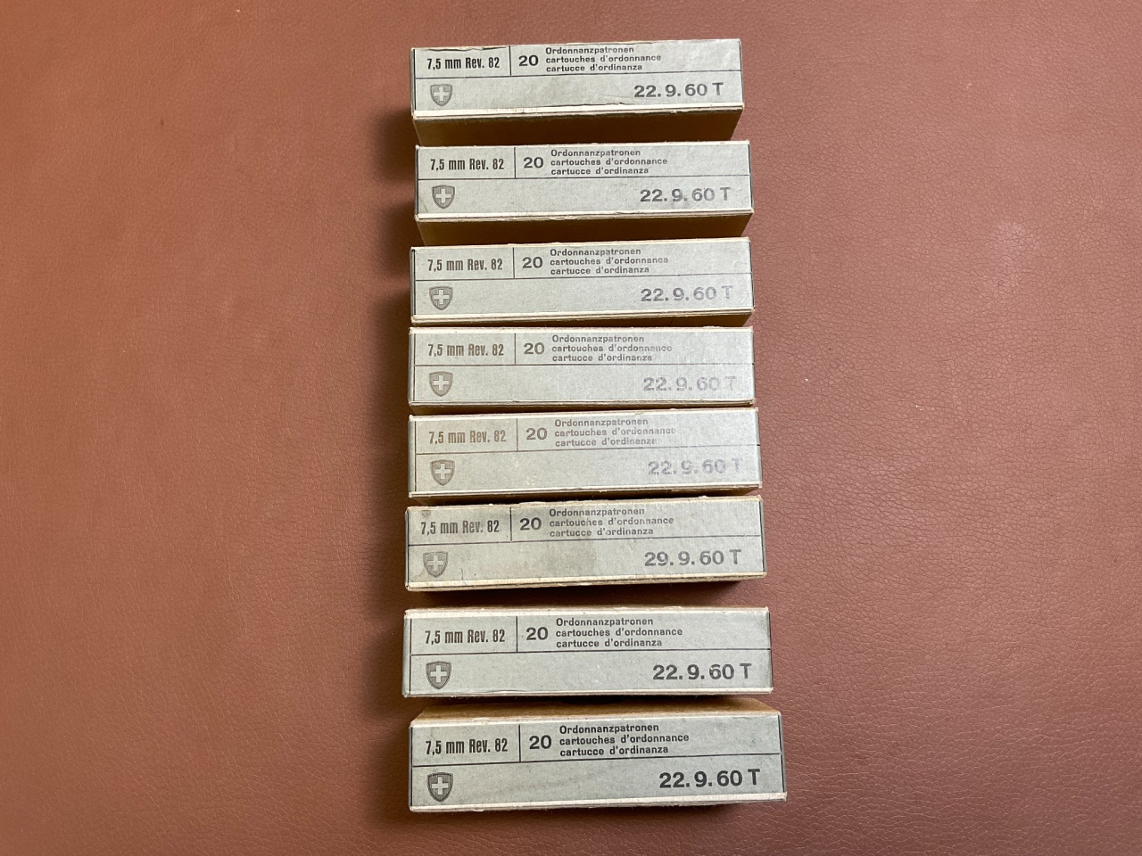 Originalmunition Revolverpatronen M82 im Kaliber 7,5mmSchw.Ord. in der Originalverpackung 160St. – εικόνα 1