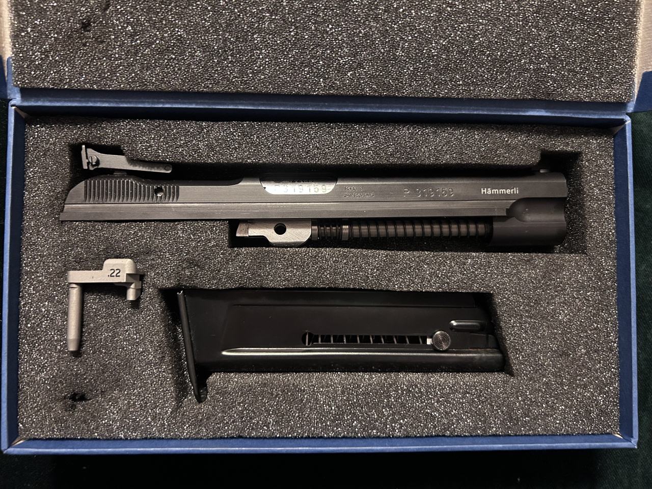SIG 210/6, Wechselsystem Hämmerli mit Magazin Kaliber .22 lfB, neuwertig mit Kasten – Bild 1