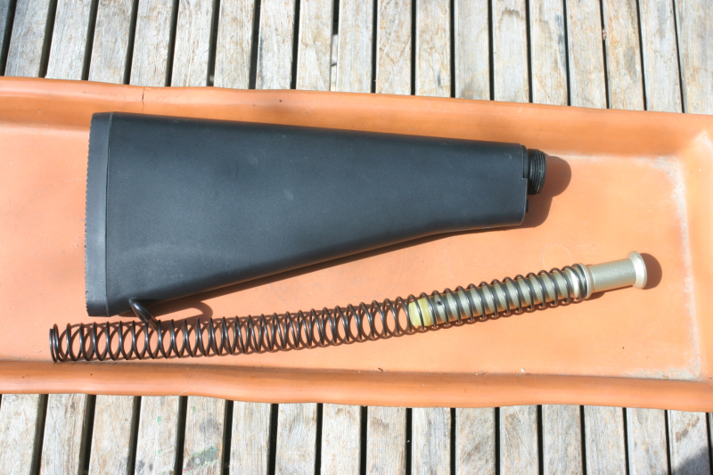 AR15 Schaft im M16 Armystyle mit Feder und Massestück – Bild 1