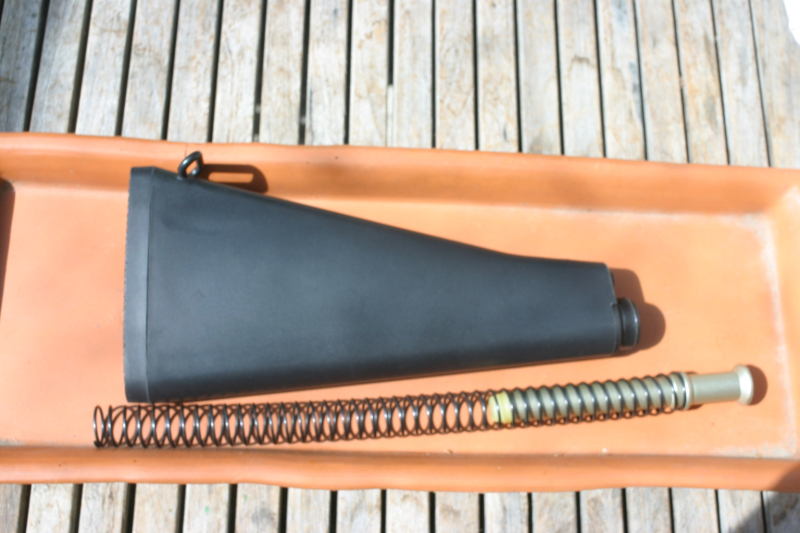 AR15 Schaft im M16 Armystyle mit Feder und Massestück – Bild 2