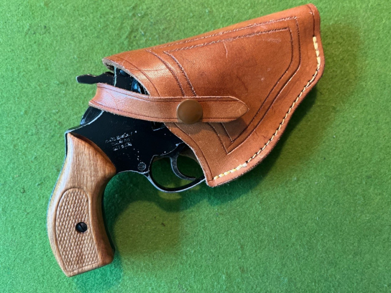 KLEINES NETTES GÜRTELHOLSTER KLEINREVOLVER CHIEF J FRAME 1,5-2,0" – Bild 1