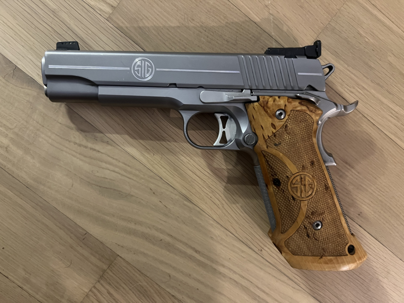 Sig Sauer 1911 Stainless im Kaliber 45ACP – Bild 2