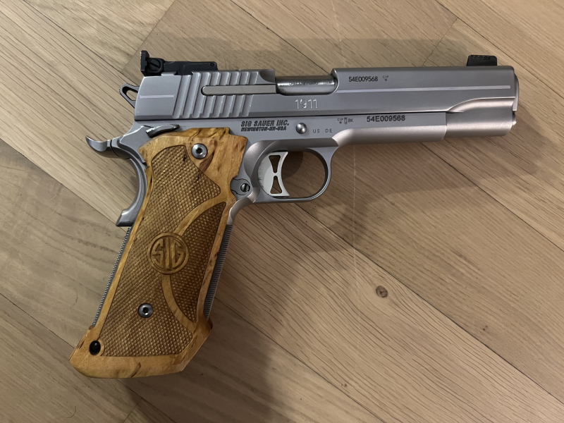 Sig Sauer 1911 Stainless im Kaliber 45ACP – Bild 3