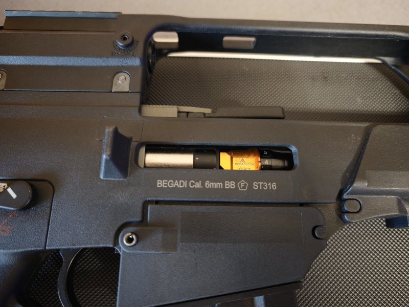 S&T ST316 S-AEG Airsoft (G36) – 1,6 Joule Komplettset mit Koffer & Zubehör – Bild 5