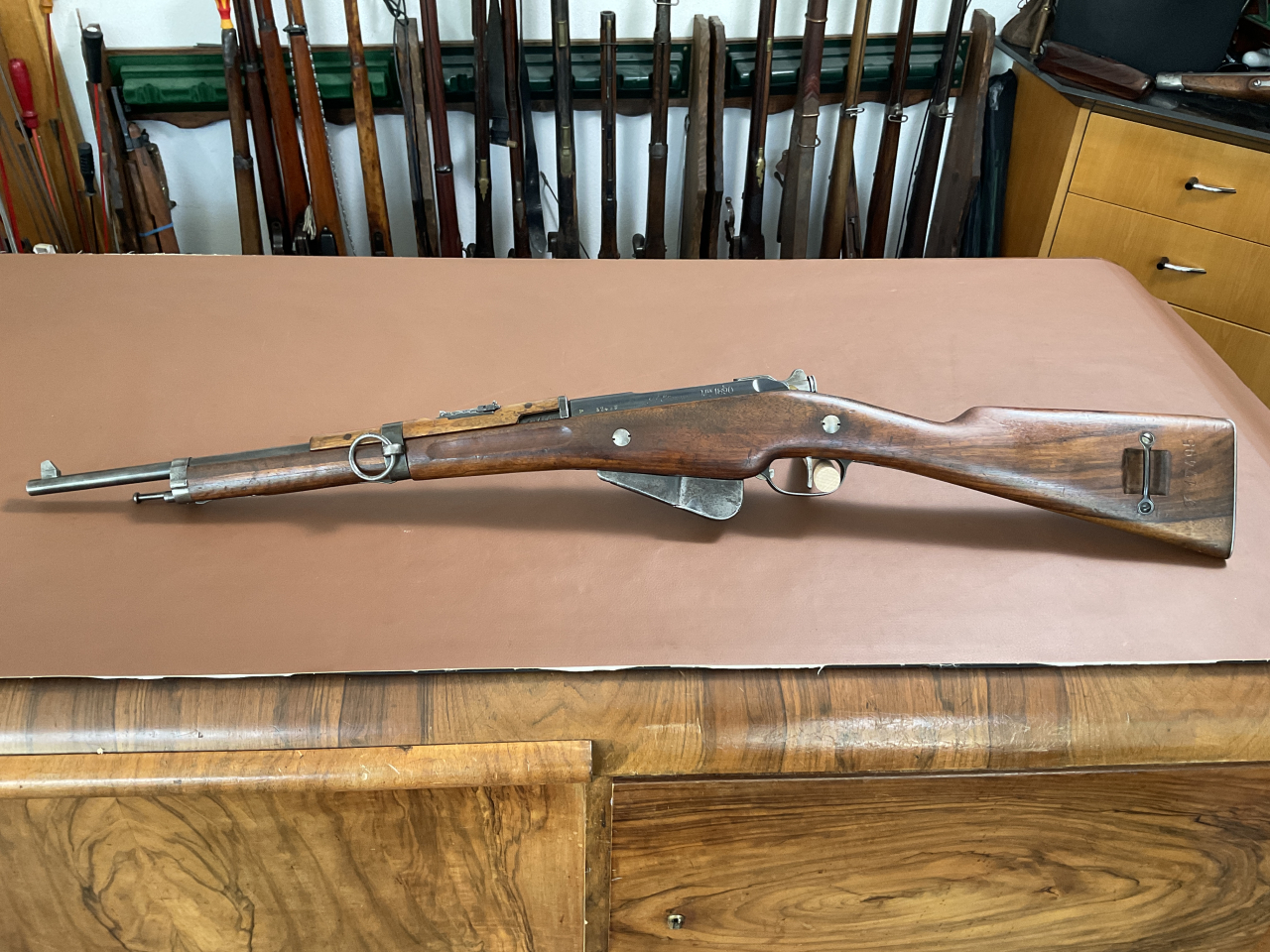 Berthier-Karabiner St-Étienne MLE 1890 im Kaliber 8x51R Lebel SNR 17495 – imagen 1