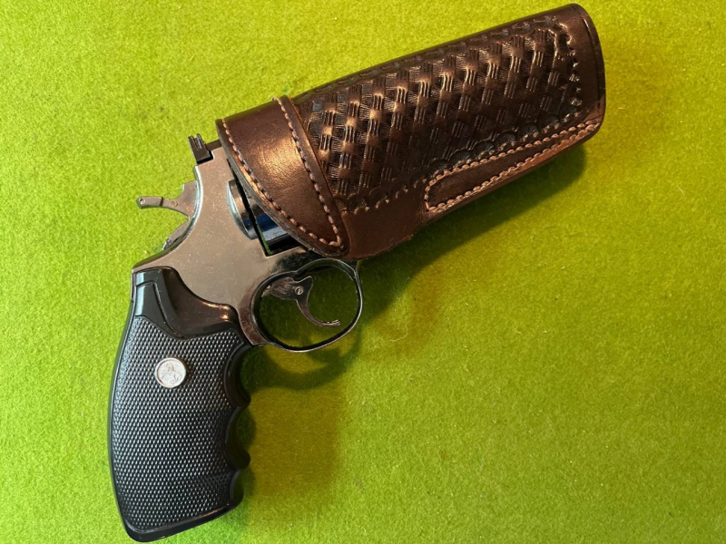 FOSTER SCHÖNES KORBFLECHT HOLSTER SCHNELLZIEHER PASSEND FÜR PISTOLEN UND REVOLVER MITTLERER LAUF – Bild 1