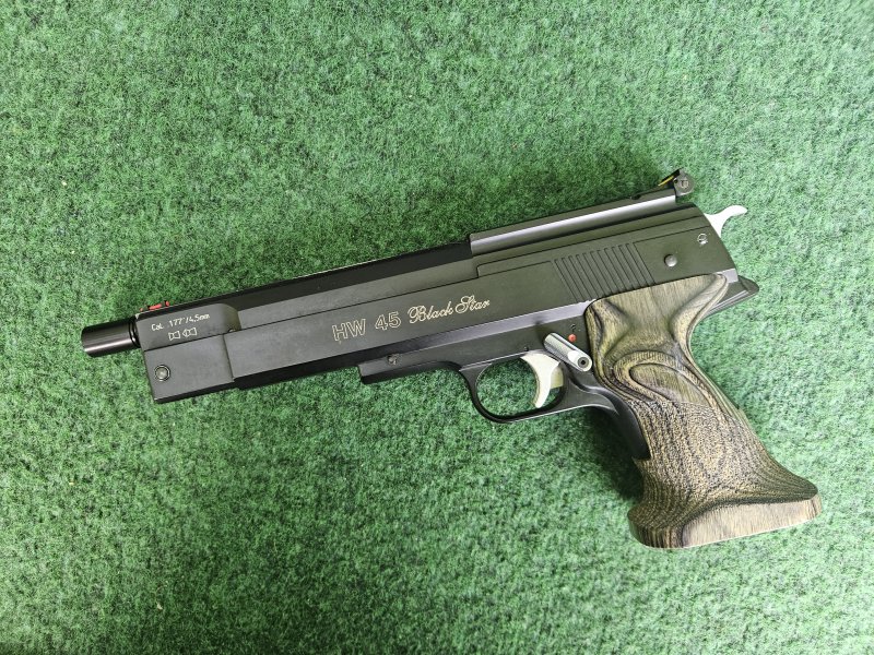 Weihrauch HW 45 Black Star Kaliber 4,5mm – Bild 2