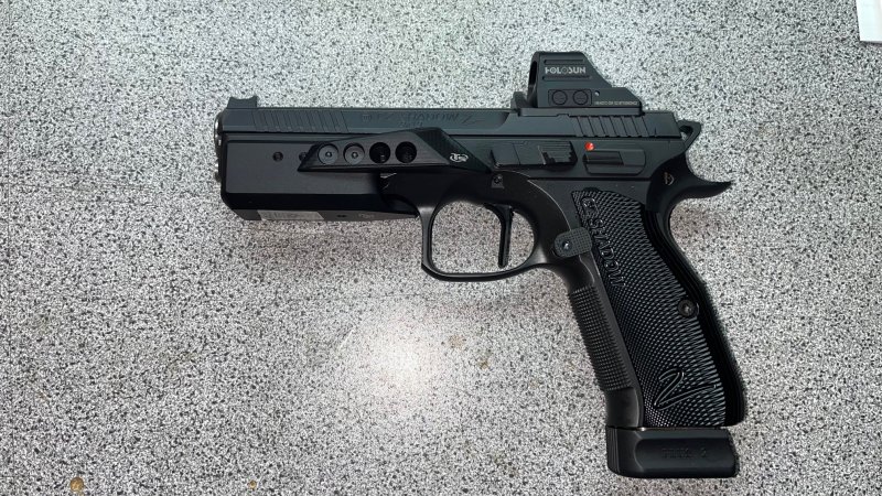 CZ Shadow 2 OR Optics Ready Sondermodel mit Barrel Bushing und SAO Abzug – Bild 5