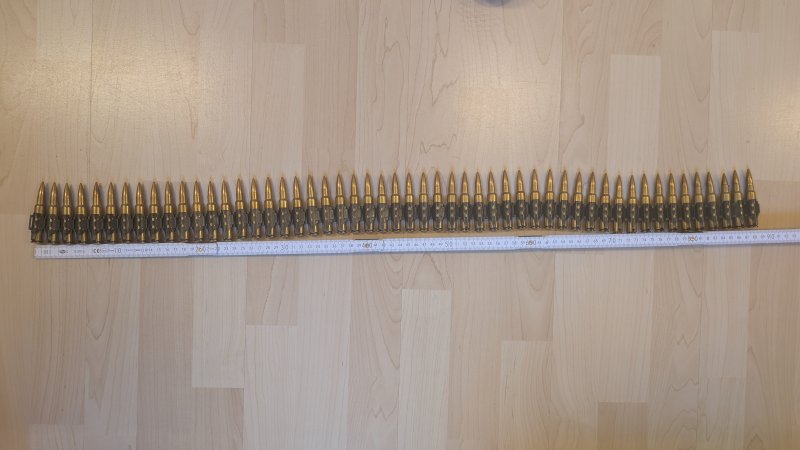 MG Gurt Deko-Munition 7,62 mm, je ca. 50 Patronen, 90 cm – Bild 1