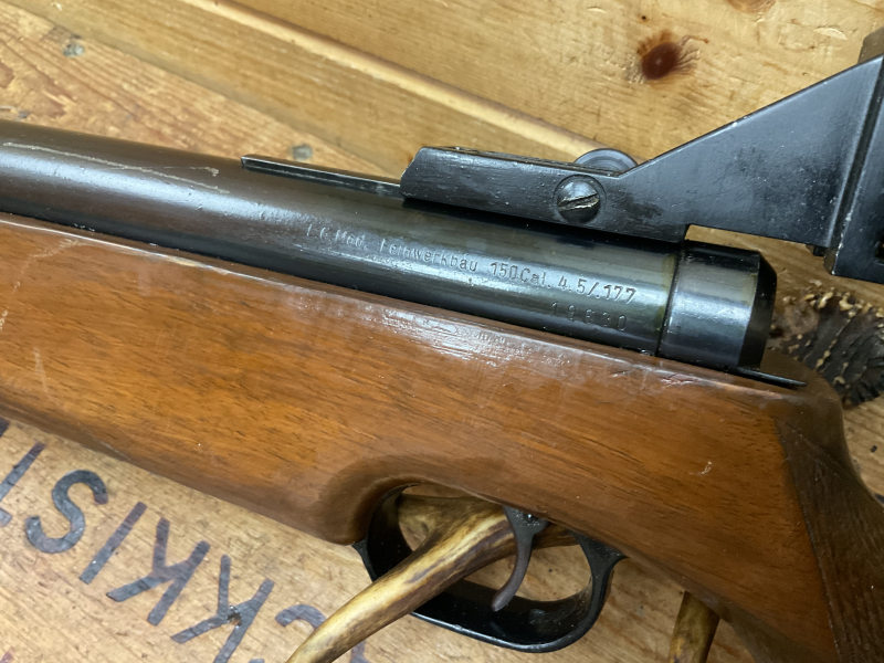 LG Match Feinwerkbau Mod.150, Seitenspanner, Kal.4,5mm, mit Prellschlag-Dämpfung! – Bild 2
