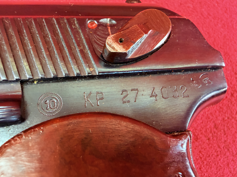 Makarov 9mm Mak. zwei Magazine, – Bild 2