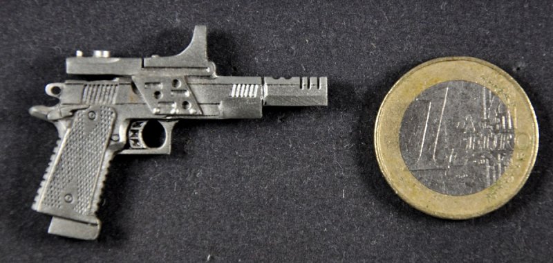 Colt 1911 Government IPSC als Metall-Anstecker – Bild 1