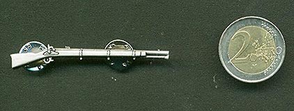 Vorderlader-Muskete als Metall-Anstecker – Bild 1