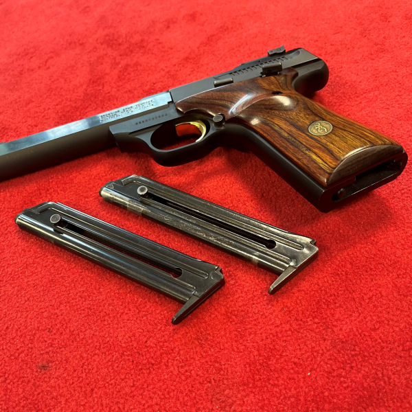 Browning Buck Mark - Kal. .22lr - Halbautomatische Pistole | 2x Magazin & Koffer – Bild 3