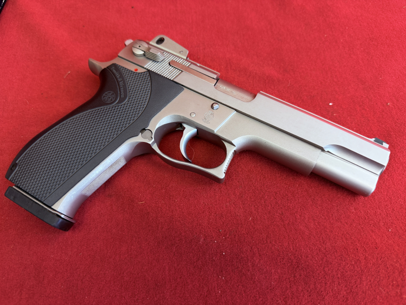 Smith & Wesson 4506, Cal.: .45ACP, Waffe aus Sammlung – Bild 3