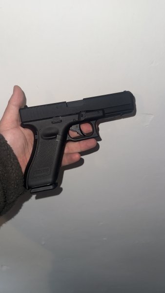 Glock 17 Gen5 Co2 4,5mm BB – Bild 2