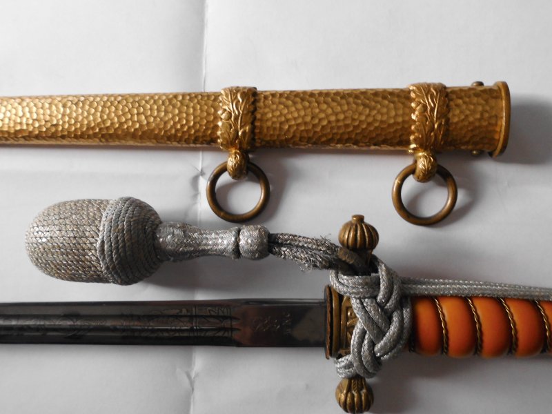 Marieneoffiziersdolch, Original, WKC mit gehämmerter Scheide – Bild 2