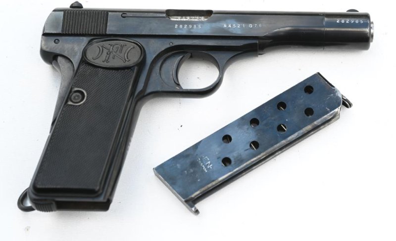 Pistole Dienstwaffe Polizeipistole FN Browning Mod. 1910-22 Ex-Kal. 7,65, jetzt 4 mm M 20, von 1978 – Bild 2