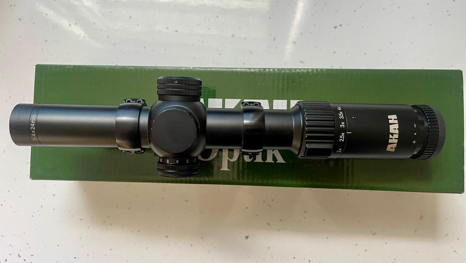 Akah Drückjagdglas 1–4x24 mit Innomount Schnellspannmontage – Blaser Base – Bild 3