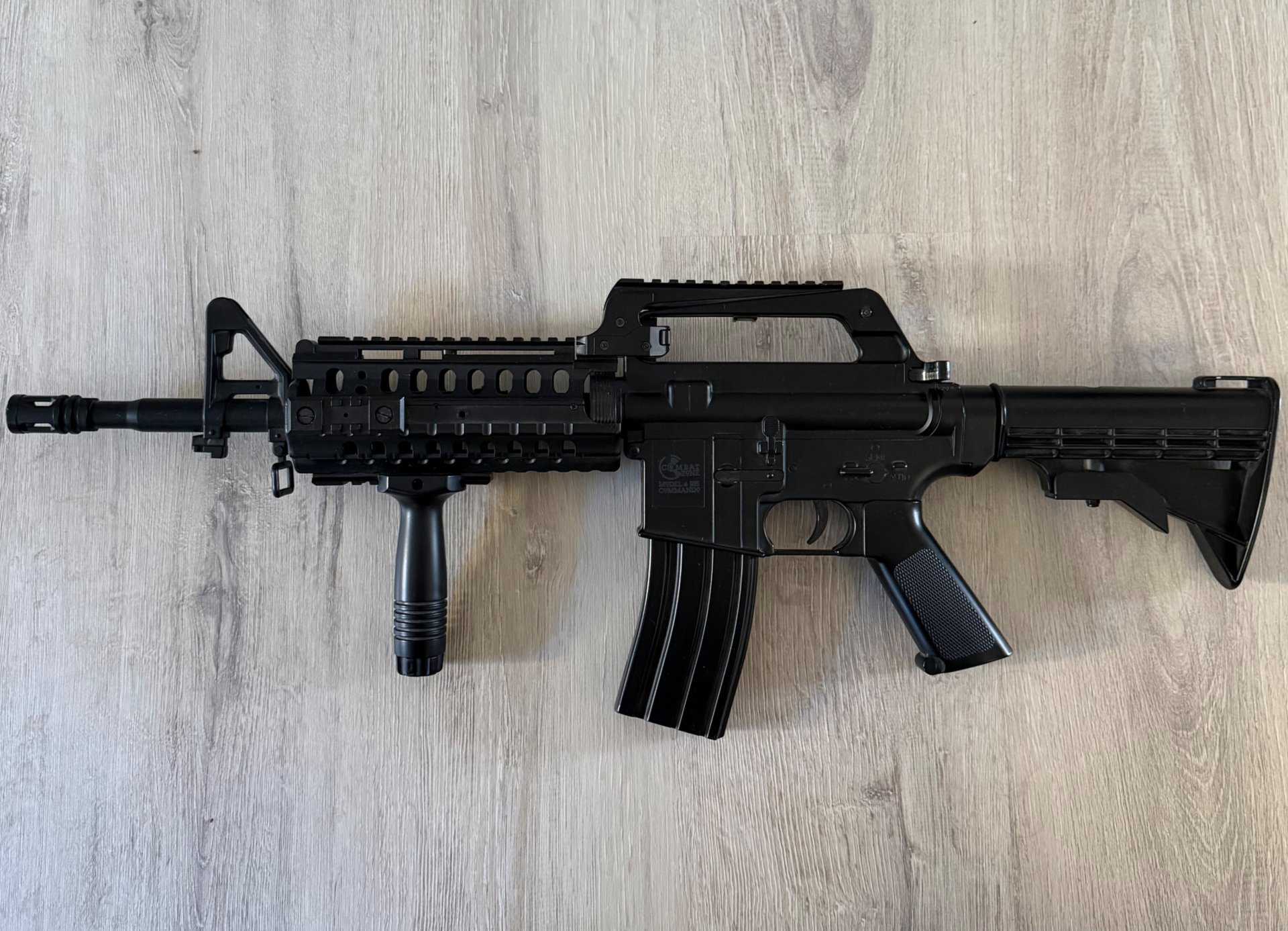 Umarex Model Combat 4 Softair 6mm bb – Bild 1