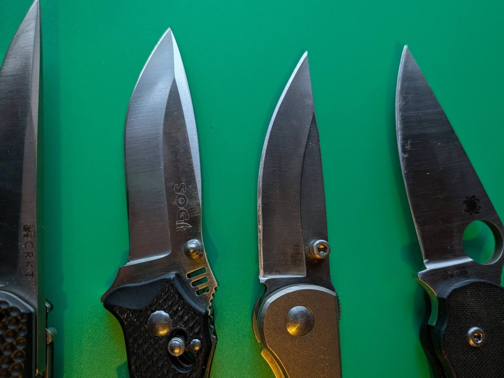 Hochwertiges Taschenmesser Kunvolut mit Spyderco,kershaw,SOG – Bild 3