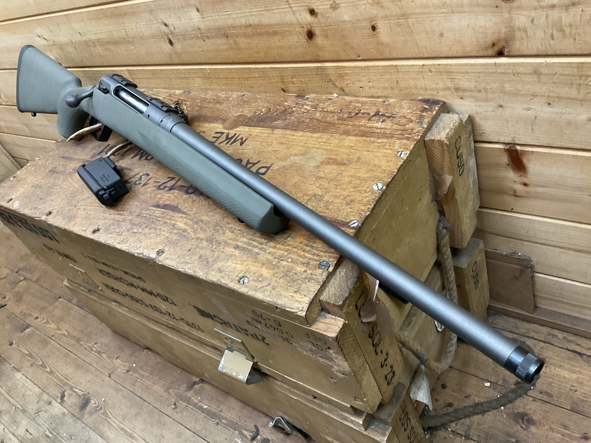 Repetierbüchse SAVAGE Mod. 110, Kal..30-06, Kunststoffschaft, Mündungsgewinde! Top Zustand! – Bild 4