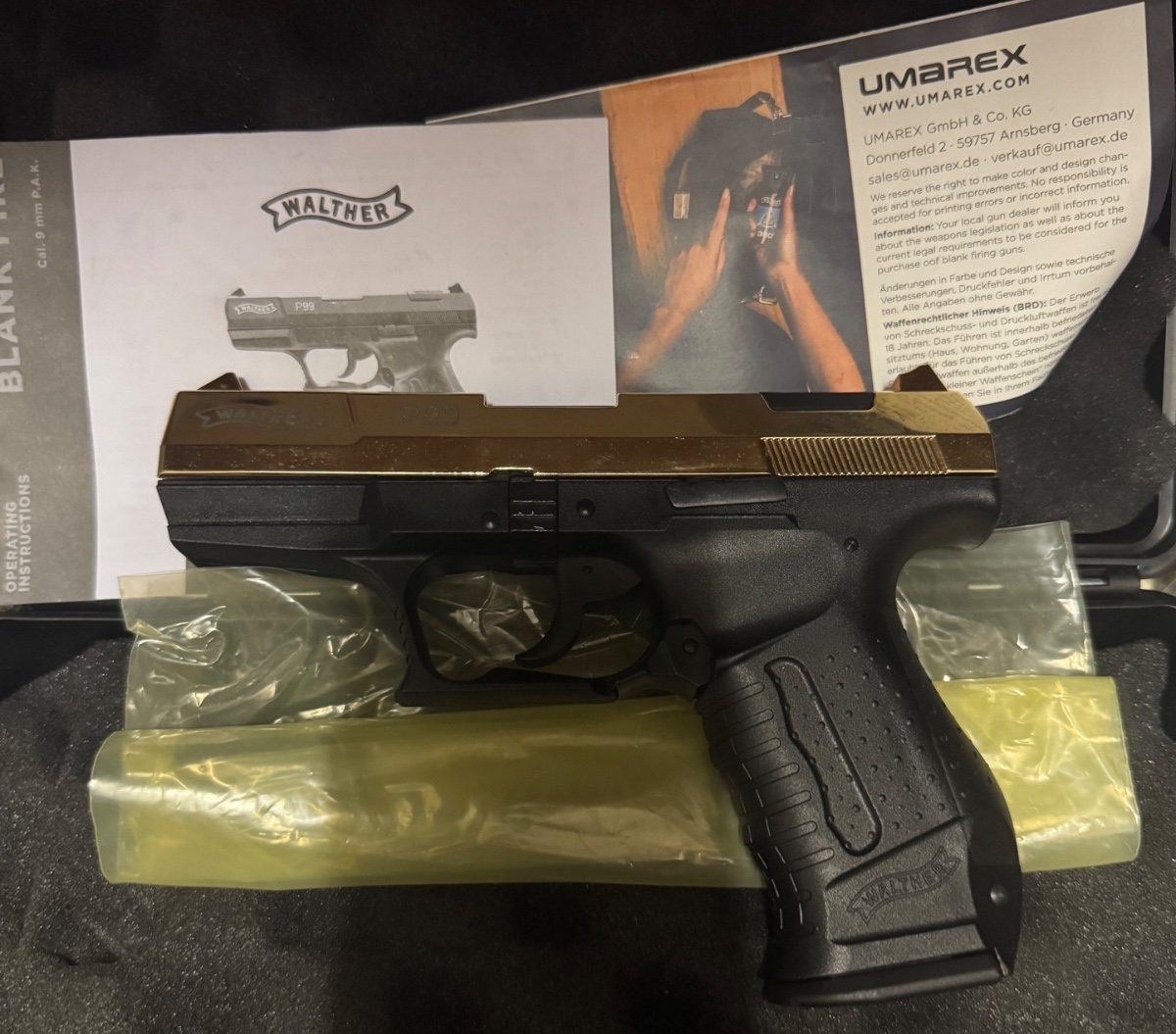 Walther P99 Schreckschuss Pistole 9mm limitierte 24 Karat Gold Finish – Bild 1
