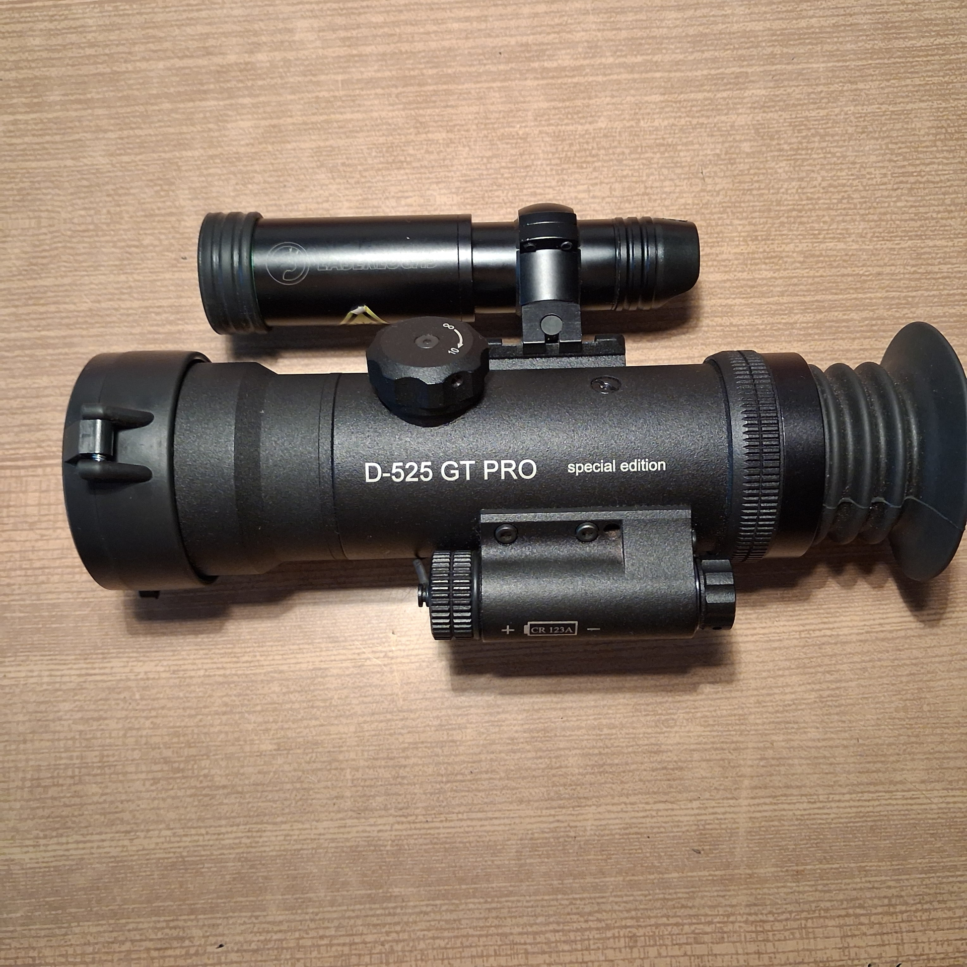 Nachtsichtvorsatzgerät D525 GT PRO – Bild 1