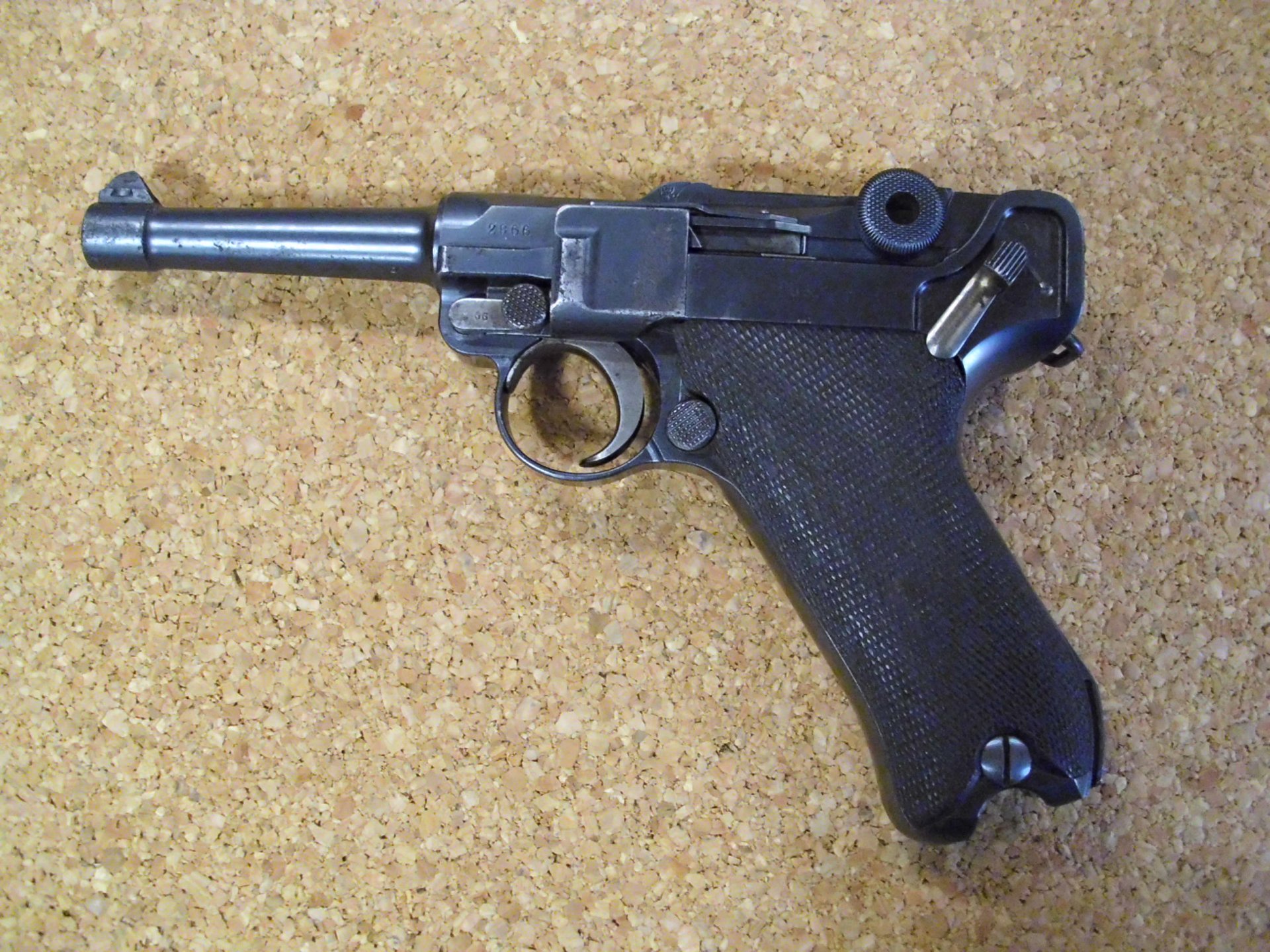 Pistole 08 - Kaliber 9 mm Luger – Bild 1