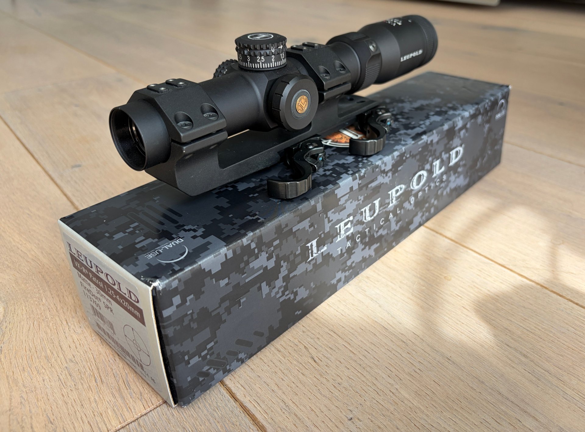 Top Angebot! Leupold VX R Patrol 1.25-4×20 mit ERATAC Montage – Bild 1