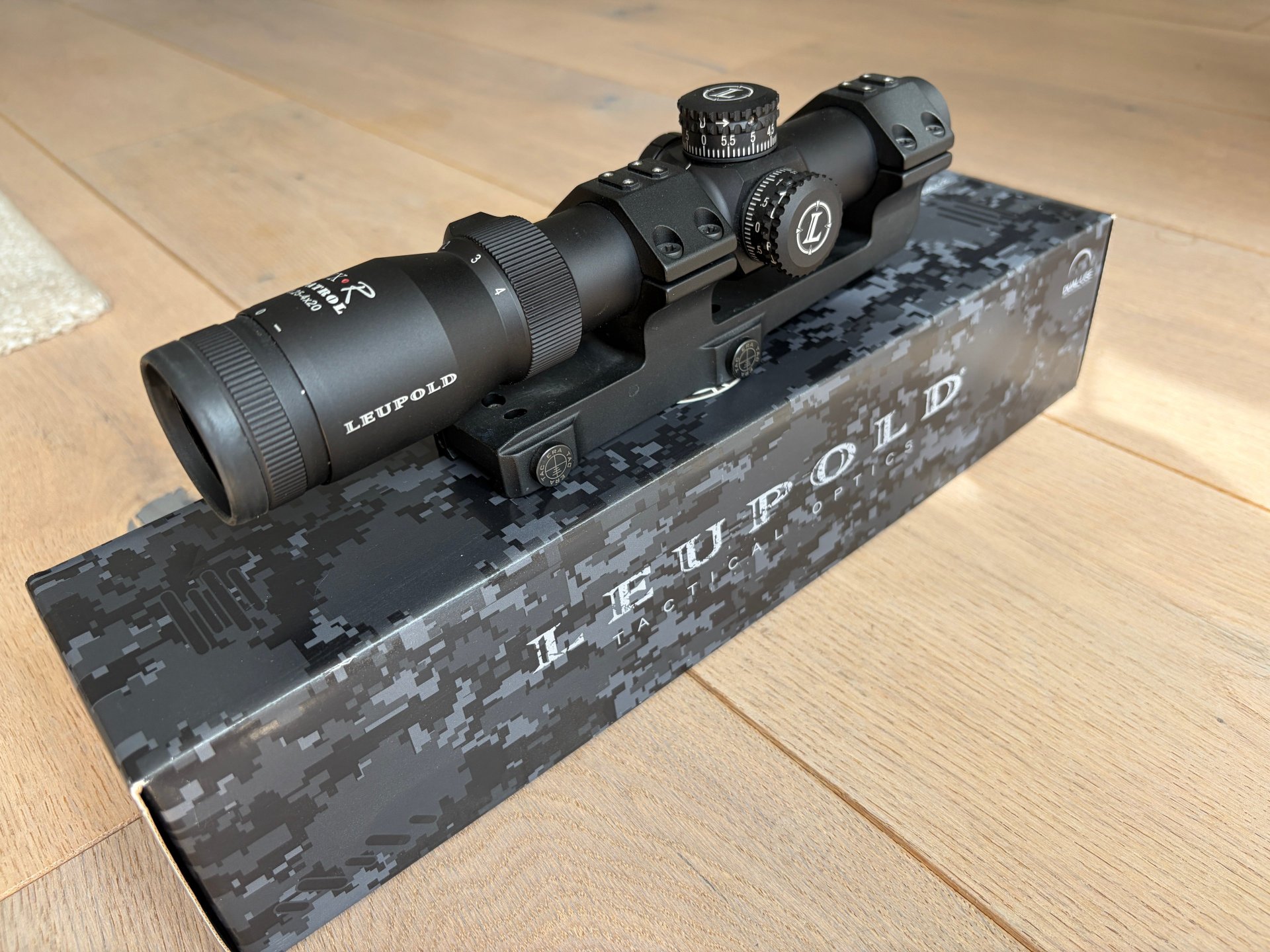 Top Angebot! Leupold VX R Patrol 1.25-4×20 mit ERATAC Montage – Bild 4