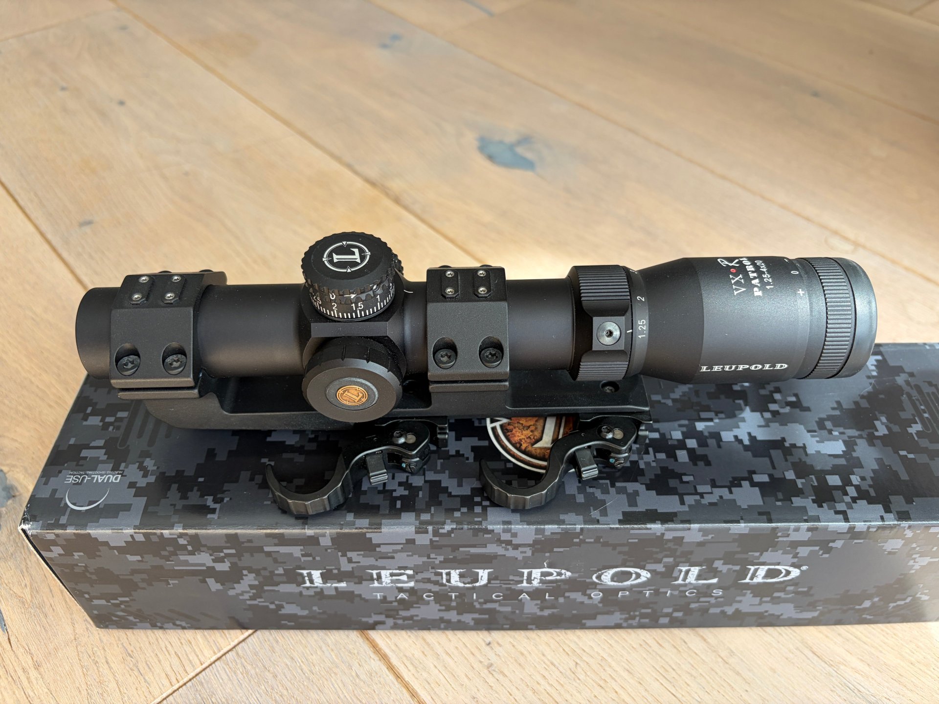 Top Angebot! Leupold VX R Patrol 1.25-4×20 mit ERATAC Montage – Bild 2