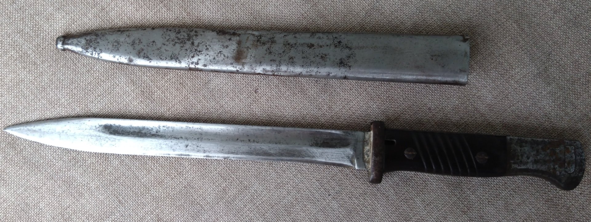 Seitengewehr 84/98 III für K98 – Nummer 5378 m – Drücker gängig – Bild 1