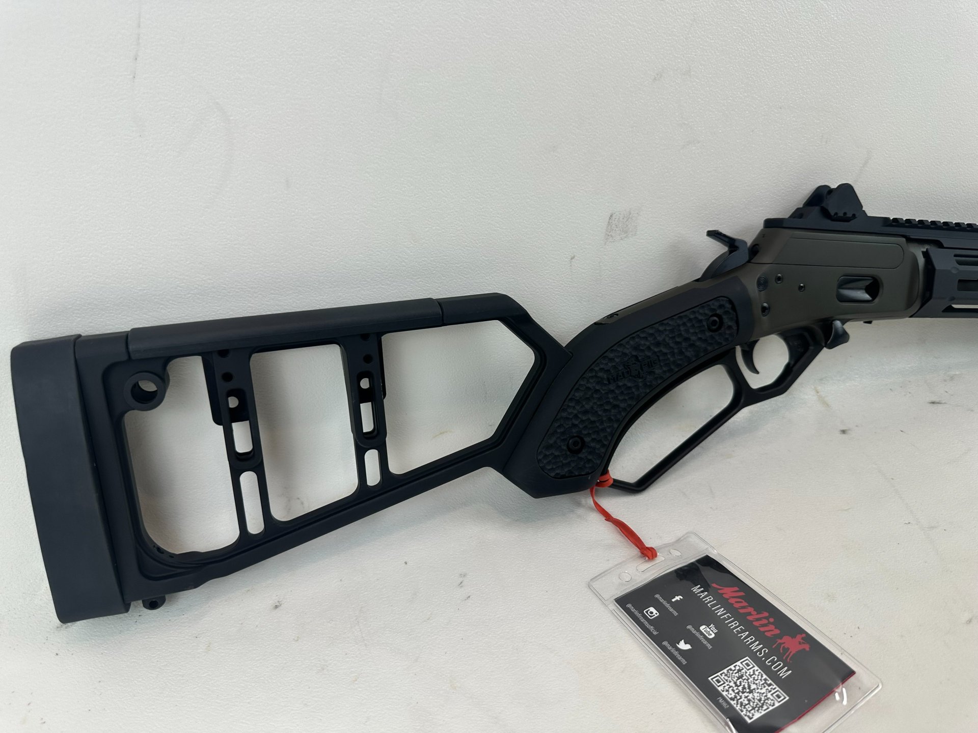 Unterhebelrepetierbüchse Marlin Mod. 1894 MAD PIG Kaliber: .357Mag. *Sondermodell* – Bild 4