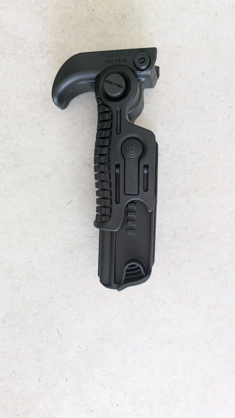 FAB Defense GGK-S Klappbarer Vordergriff mit Abzugssicherung, schwarz, NEU – Bild 4