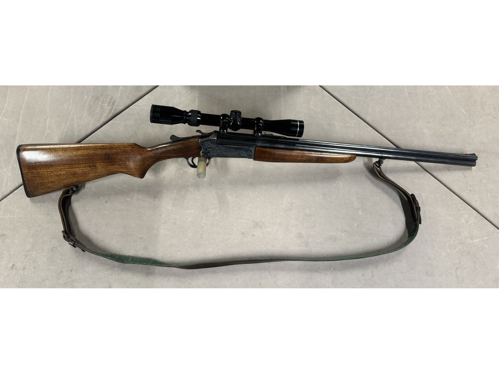 Savage 24 Bockbüchsflinte .410 / .22 Win Mag mit Tasco 3-9x32 – Bild 1