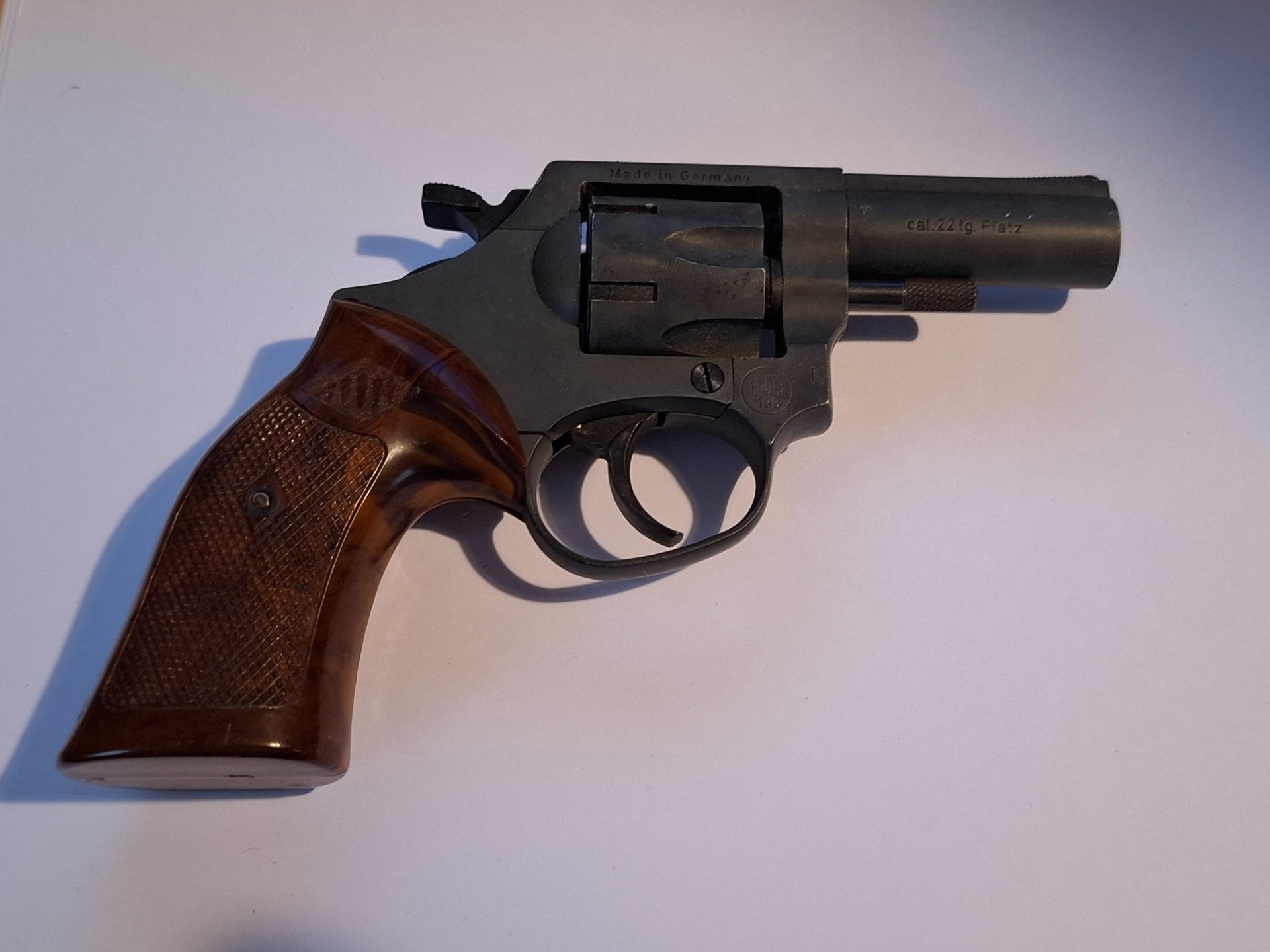 Revolver Perfecta Mod. 700, cal.22 Platz, PTB 193 – Bild 1