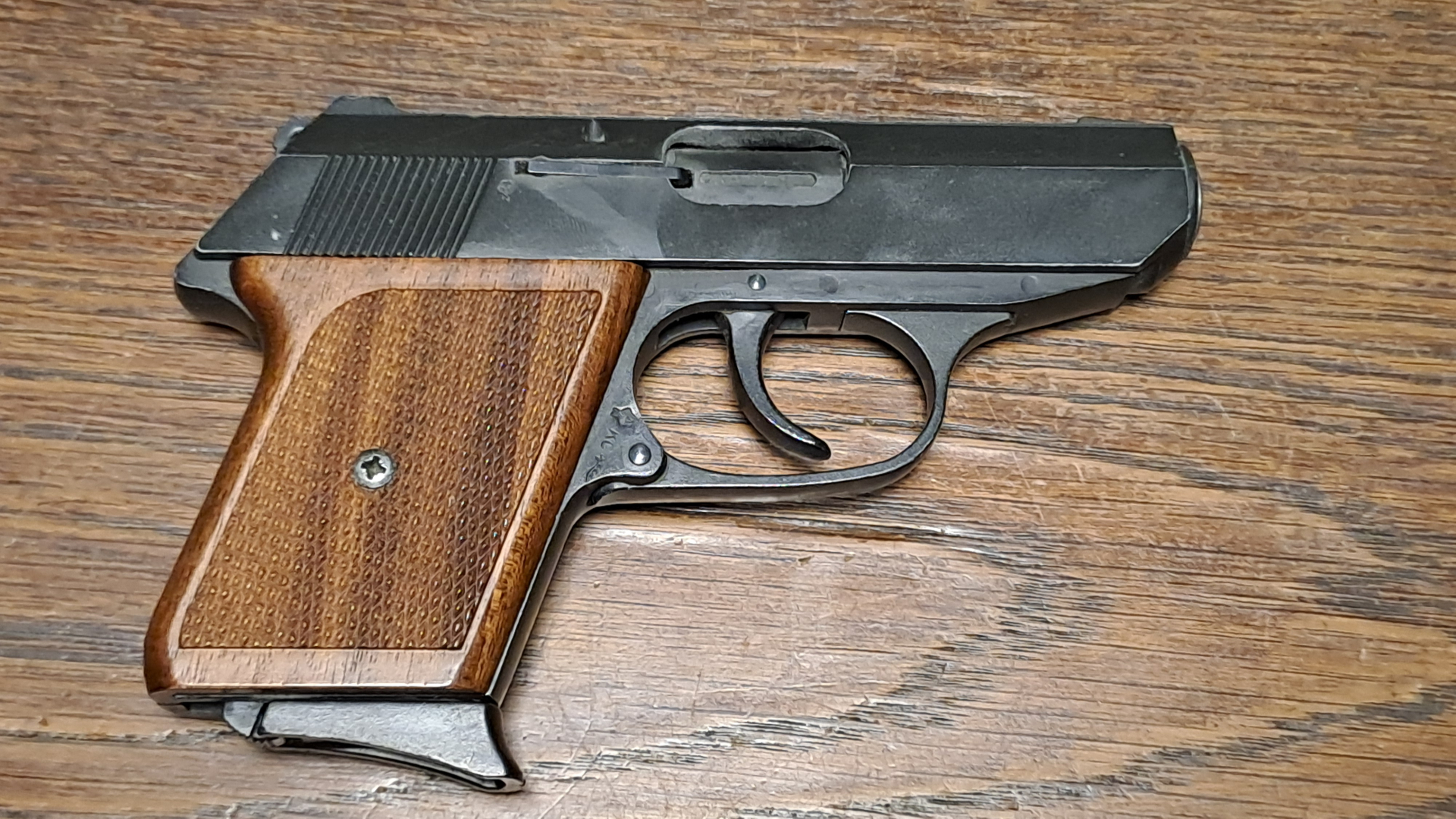 Röhm RG9 Schreckschusspistole – Bild 3