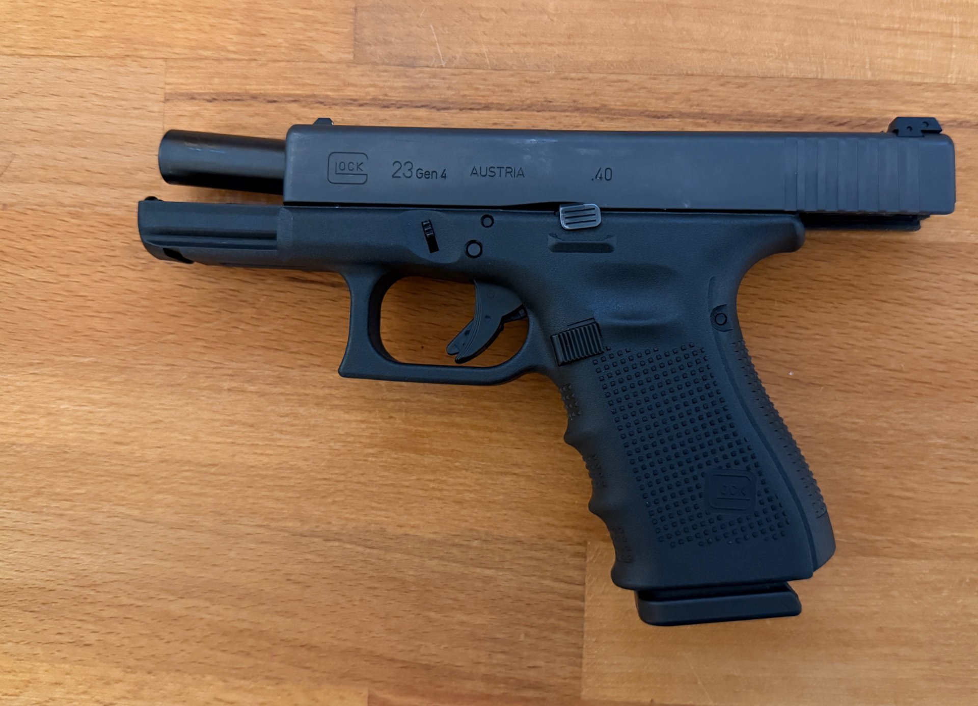 Glock 23 Gen 4 - .40 S&W - Neu - inkl. Blackhawk Holster mit Gürtel – Bild 4
