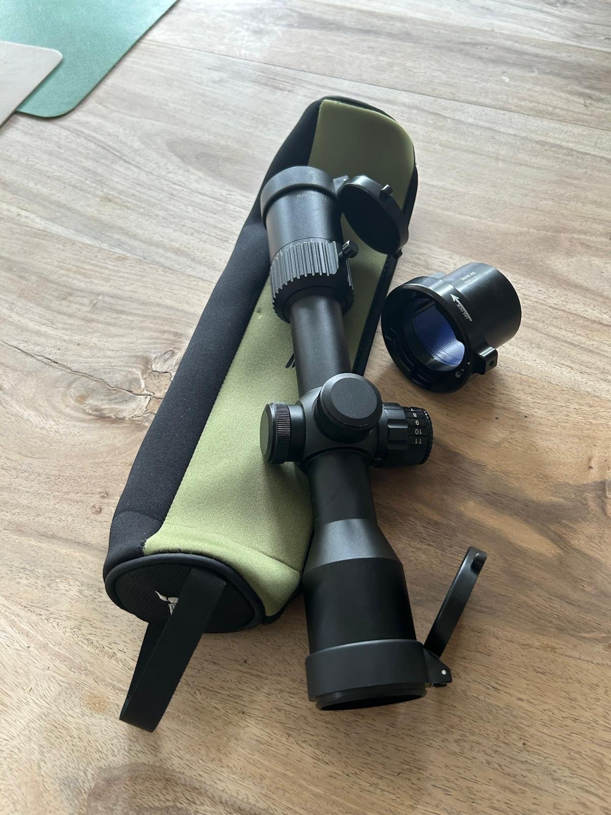 DDoptics Nighteagle V10 1,5-15x40 NXT Zielfernrohr inkl. Rusan MAR-46 Klemmadapter – Bild 1