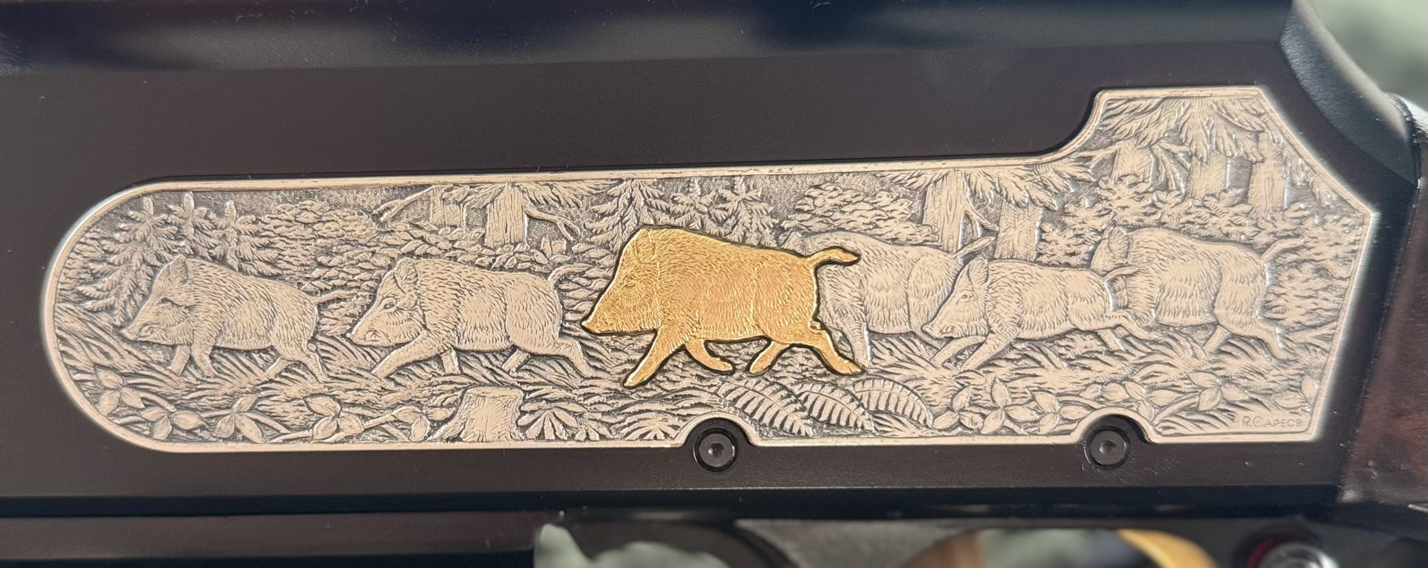 Browning BAR Mark II 9,3x62 – Drückjagd – R. CAPECE Gravur – vergoldete Wildmotive – Bild 3